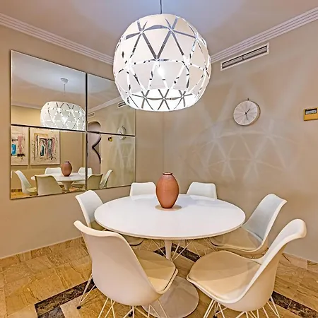 Marina Luxury